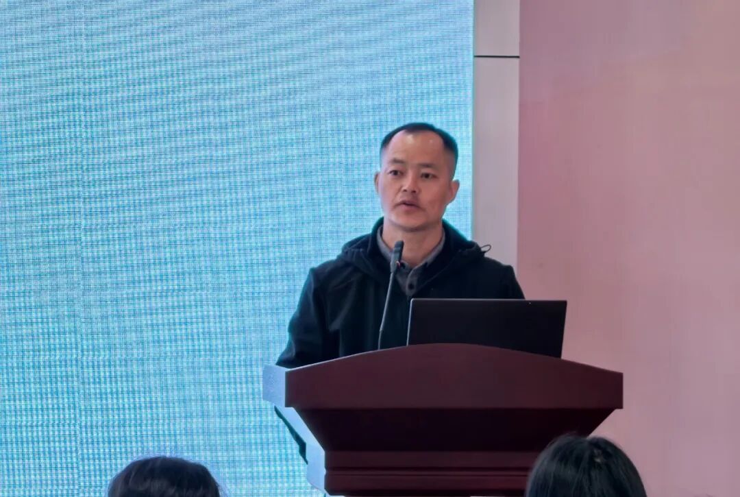 694dfc56b8011.jpg a64b64e8d575d07703224799df227cfd.jpg